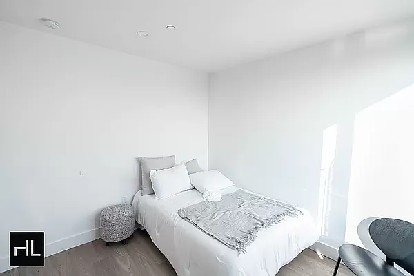 Rented by Highline Residential | media 7