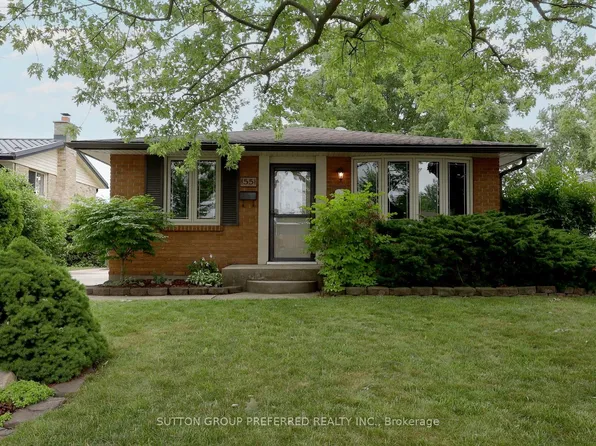 55 Jena Cres, London, ON N5V 1L3