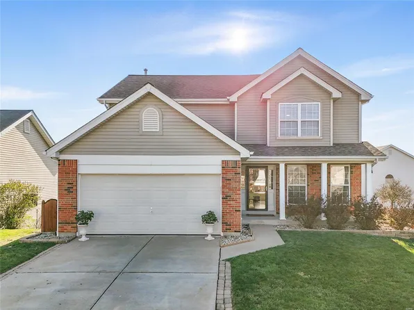 1575 Briarchase Dr, Lake Saint Louis, MO 63367