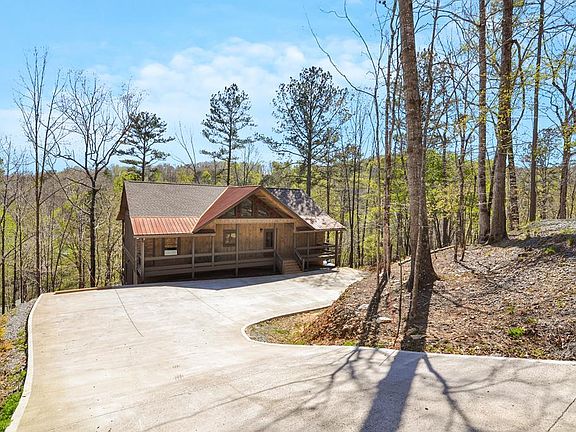 2nd image of 65 Dawn Ln