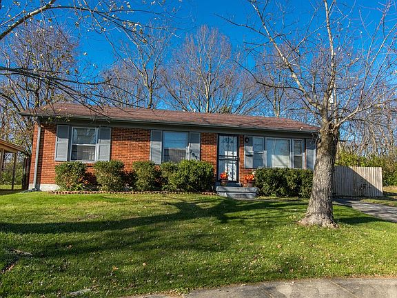 2nd image of 1931 Marietta Dr