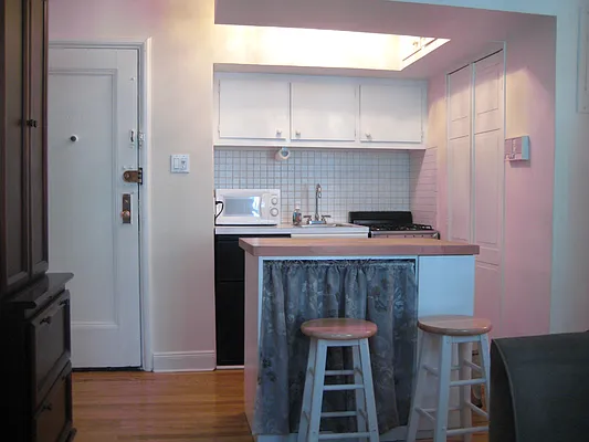 Rented by Harris Veilson Real Estate | media 35