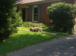 12108 Cloverdale Dr, Goshen, KY 40026