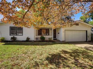 1215 S Prince Ln, Springfield, MO 65804