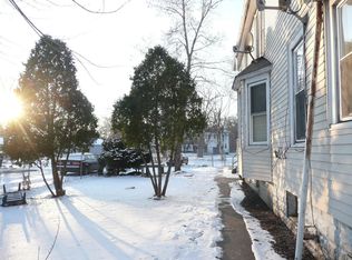 15818 Turlington Ave, Harvey, IL 60426