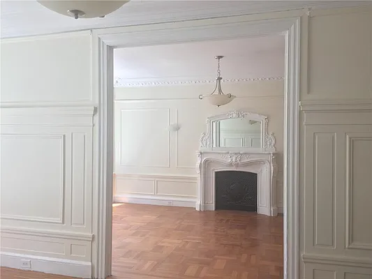 Rented by R New York | media 6