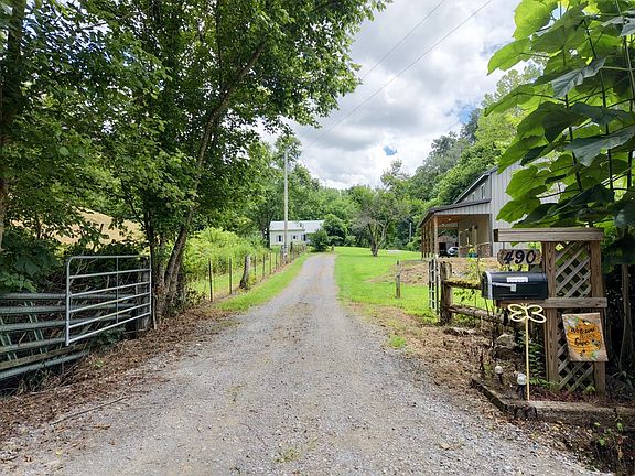 3rd image of 490 Ford Hollow Rd