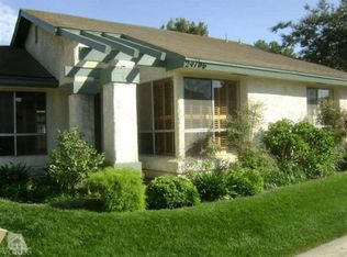 24106 Village 24, Camarillo, CA 93012