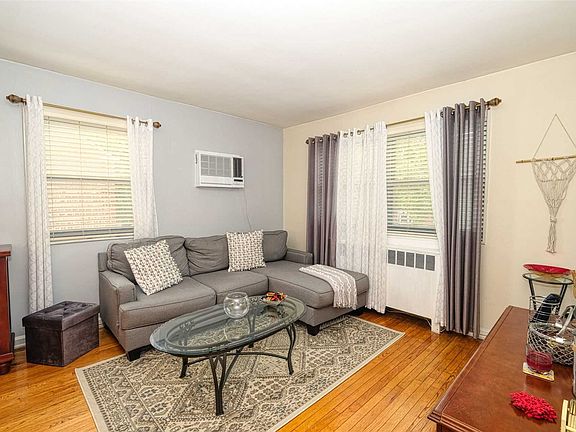 2nd image of 155-07 84th St #2