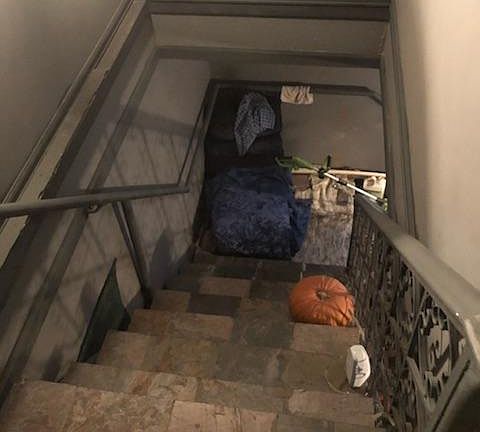 4th image of 208 2nd St #C