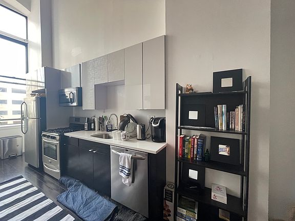 4th image of 728 Market St #206A