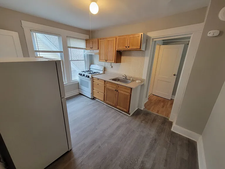 21 Sheffield Ave #33 — Photo 15
