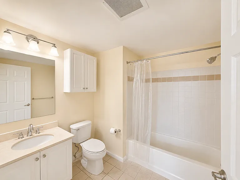 1 Cityview Ln #505 — Photo 6