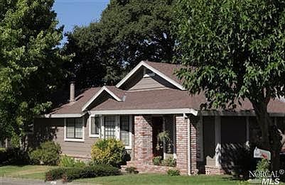 1st image of 341 Lorraine Ct