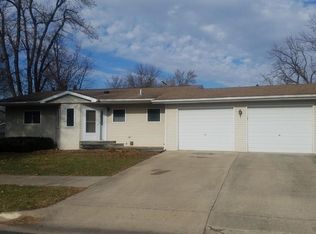 210 1st St NE, Hayfield, MN 55940