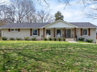 5405 Wakefield Dr, Nashville, TN 37220