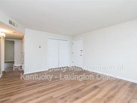 5th image of 429 Chestnut St #9