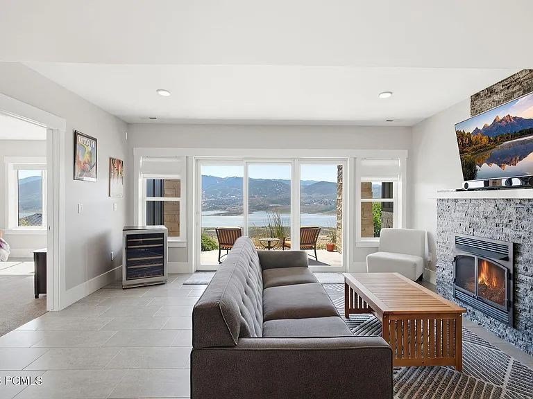 11293 N Shoreline Dr — Photo 30