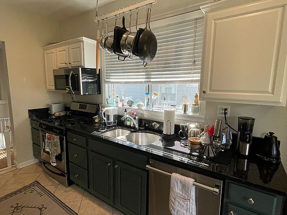 5th image of 5121 Cathedral Ave NW