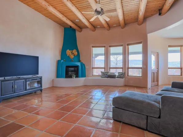 1391 Sakelares Blvd, Grants, NM 87020