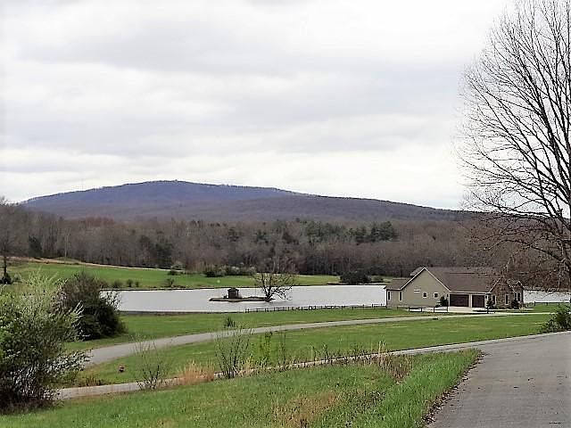 1st image of Vista Cir