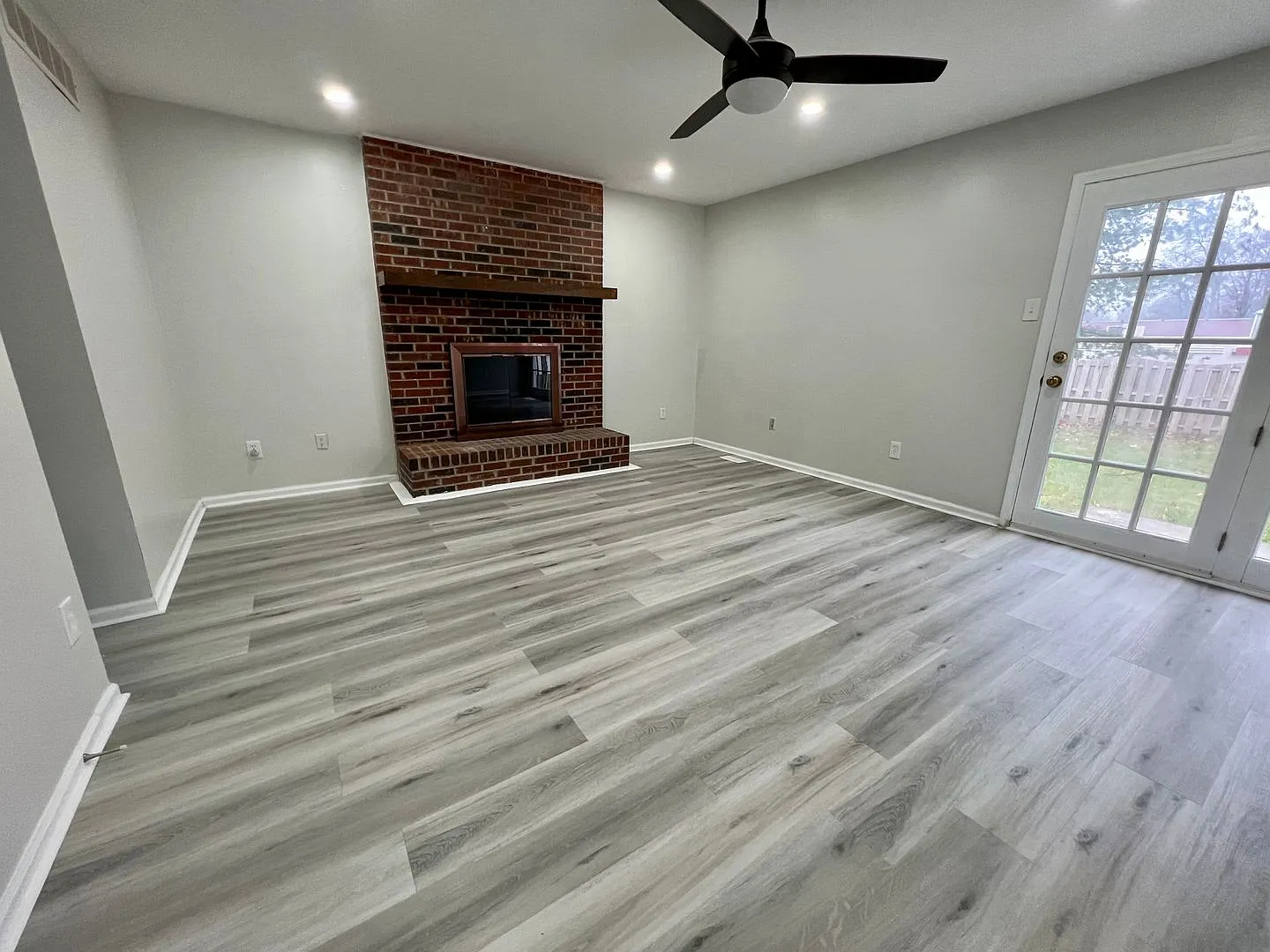 Beautiful 4-Bedroom Single Family Home in Bensalem! Available mid-August! — Photo 3