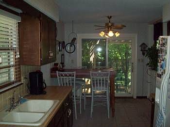 4th image of 9002 W 101st Ter