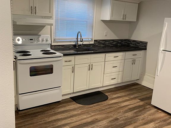 4th image of 2516 N St APT 3