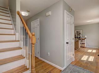 28 Edgewood Ave, Shelton, CT 06484