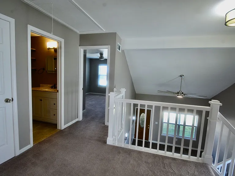 107 Redden Ln — Photo 16