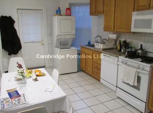 26 Lambert St #2R, Cambridge, MA 02141