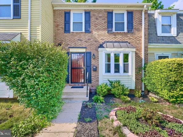 43 Mountain Green Cir, Baltimore, MD 21244