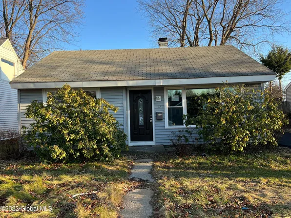 12 Crestwood Court, Albany, NY 12208