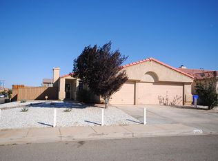 12267 Glenellen Ln, Victorville, CA 92392