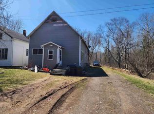 208 Pioneer Dr, Wrenshall, MN 55797