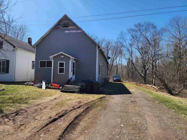 208 Pioneer Dr, Wrenshall, MN 55797