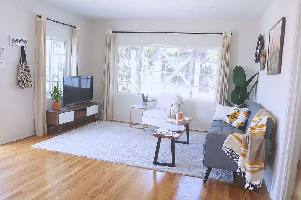 1 bed, 1.0 bath, $3,225 — Photo 2