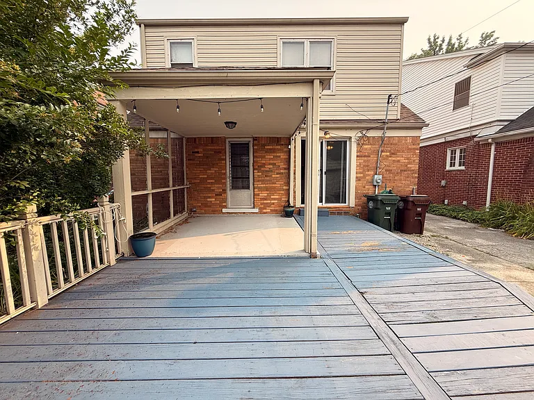 2056 Lennon St — Photo 23