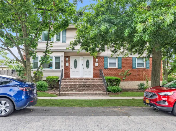 58 W Mineola Avenue, Valley Stream, NY 11580