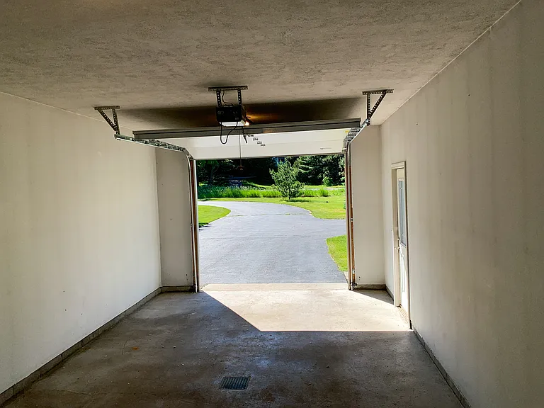 3878 Janice Ln — Photo 25
