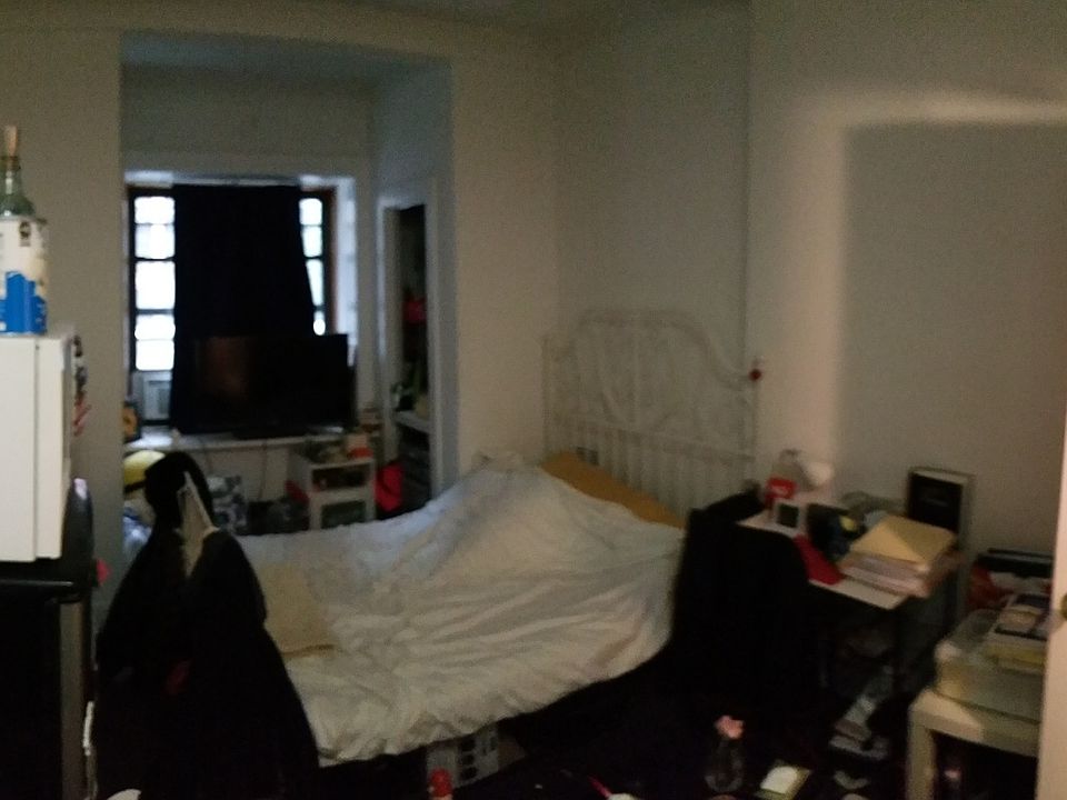 2nd image of 307 W 71st St APT 1
