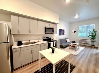 1635 E 117th St #216, Los Angeles, CA 90059