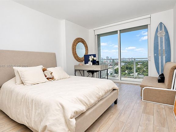 4th image of 4250 Biscayne Blvd APT 1512