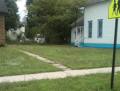 1st image of 1376 Sanford St
