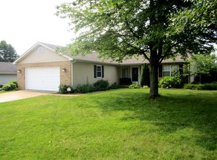 3812 Rolling Meadows Dr, Shiloh, IL 62221