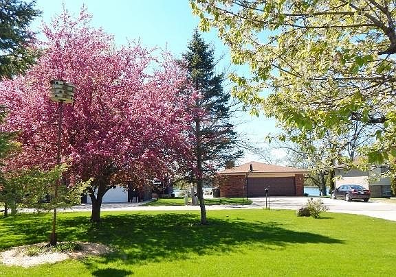 4th image of 7905 E Long Lake Dr