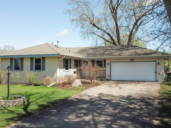 7136 Logan Ave N, Brooklyn Center, MN 55430