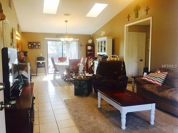 2nd image of 4876 Oriole Dr