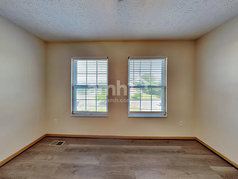 8510 Reynoldswood Dr — Photo 14