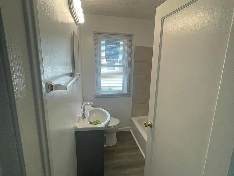 3636 English Ave — Photo 16
